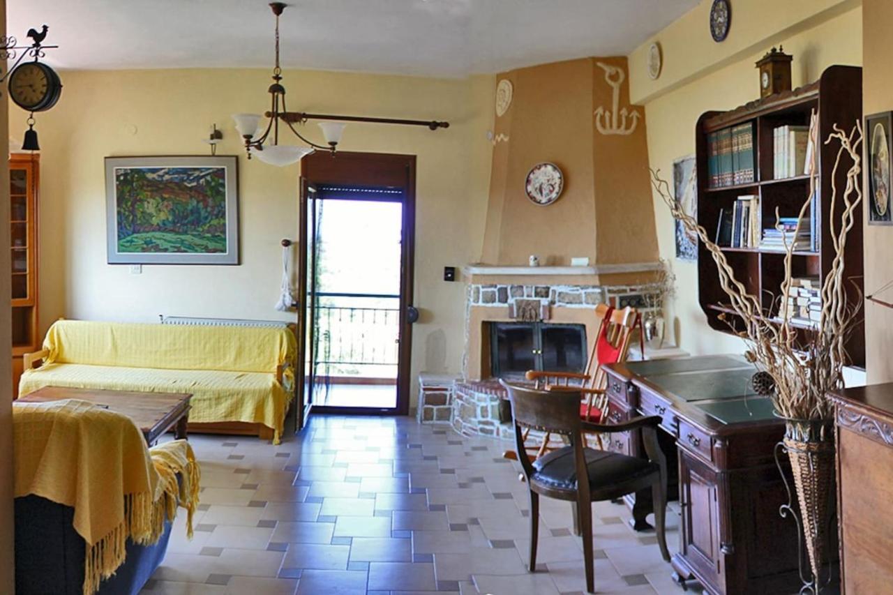 House With View Villa Aya Paraskevi Dış mekan fotoğraf